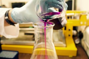 Read more about the article What is the Difference between Soda-lime Glass and Borosilicate Glass?